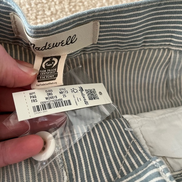 NWT The Denim Emmett Short in Yarn-Dyed Stripe: Welt Pocket Edition - Picture 6 of 6